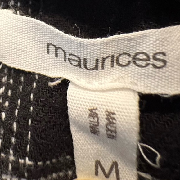 Maurices Black and White Plaid Button Down Shirt Hooded Size Medium - Picture 4 of 6